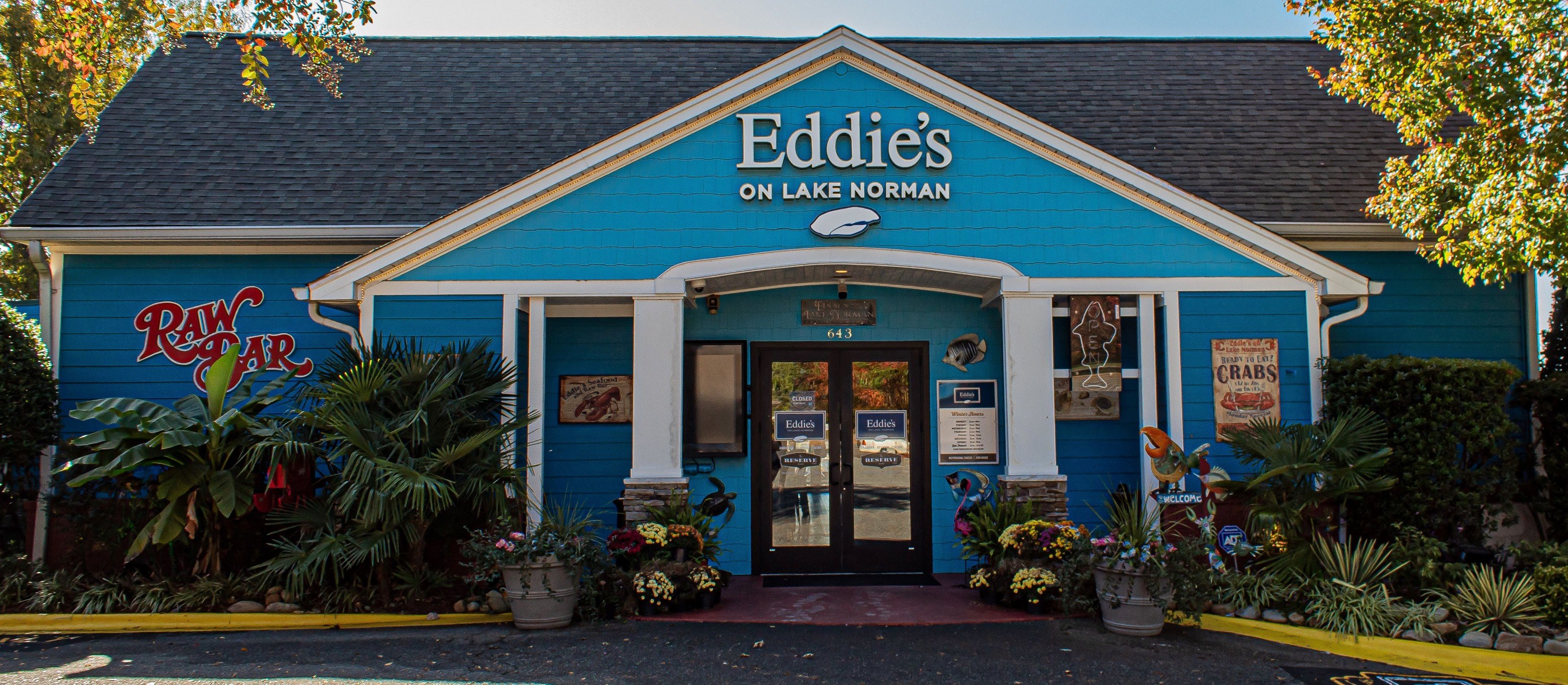Eddie’s on Lake Norman